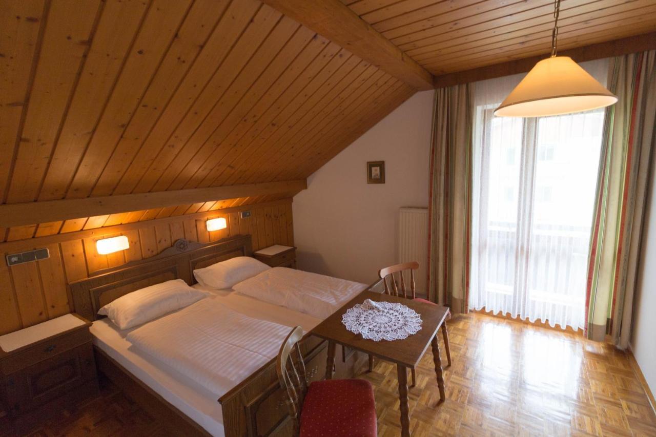 Ferienhof Alte Post, Apartments Weissbriach Ngoại thất bức ảnh