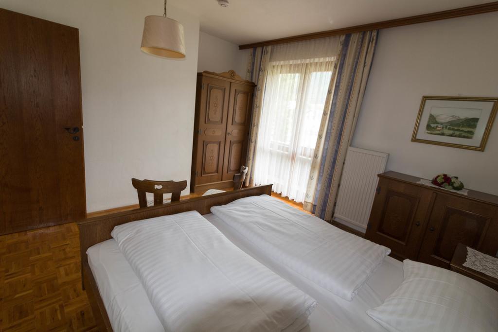 Ferienhof Alte Post, Apartments Weissbriach Ngoại thất bức ảnh